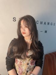 -3·3HAIR SALON