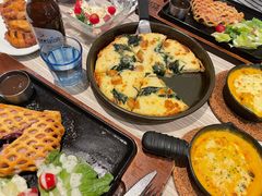 菠菜奶油鸡肉比萨-必胜客(WOW万隆店)