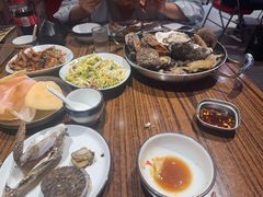 -蚝堡海鲜·威海菜·海肠捞饭·烧烤·亚洲吃蚝公司(幸福门店)