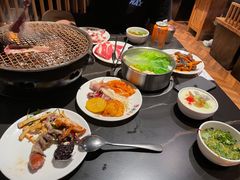 -韩京炭火烤肉自助料理(柯桥万达店)