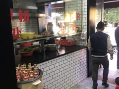 -覃肥叔桂林米粉(粮道街店)