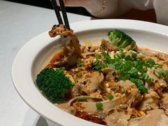 -江城小馆陕南妈妈菜·全球旅行餐厅(钟楼店)