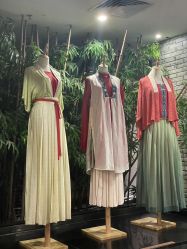 -盘子女人坊古装写真摄影(深圳店)
