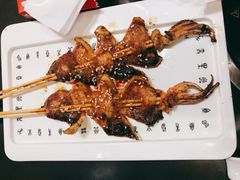 手把鱿鱼串-老卜奎齐齐哈尔烤肉(人民东路店)