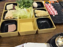 -呷哺呷哺 小火锅 (浦东新欧尚超市店)