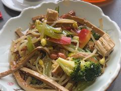 -陈熹公民族美食文化餐厅(中华广场店)