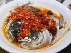 剁椒蒸水库特大鱼头-稻香酒家·35年老字号(侨光店)