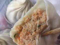 蟹黄小笼包-锡笼记·无锡小笼(大润发店)