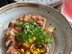 八爪鱼配烤玉米-BOR Eatery(安福路店)