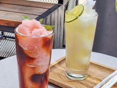 -星巴克(港汇1号办公楼店)