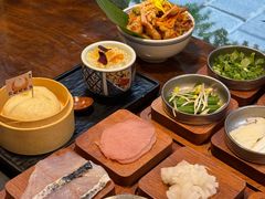 -银米·云南传统过桥米线(双廊黑金冠店)