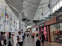 -东荟城名店仓