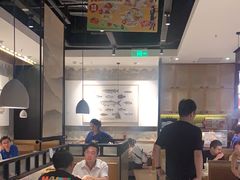 -海盗船. 龙虾烧烤. 酒馆