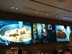 -俏凤凰(美林M·LIVE天地东座店)