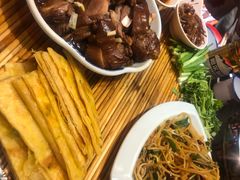 二姐夫盖帘肘子-粗粮人家(簋街店)