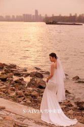 -雪中彩影婚纱摄影·微光艺术中心