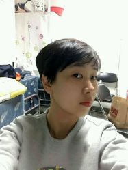 -变画·发型STUDIO