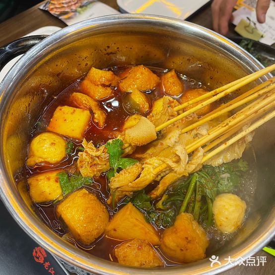 龙江烧烤城(黄山店)