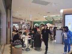 -奈雪的茶(亨特国际广场店)