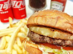 -The Habit Burger Grill 哈比特汉堡(爱琴海店)
