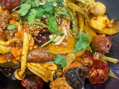 -醉人椒麻辣香锅(王府井喜悦店)