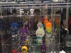 -泡泡玛特POPMART(侨福芳草地店)