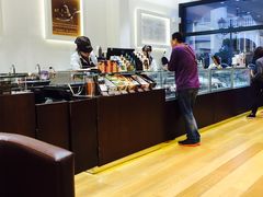 -VENCHI 闻绮(上海佛罗伦萨小镇店)