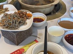 -天宜隆蘑菇宴火锅(石景山旗舰店)