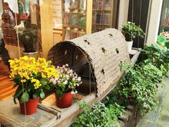 -猫的天空之城概念书店(杭州南宋御街店)