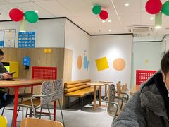大堂-麦当劳(融创茂店)