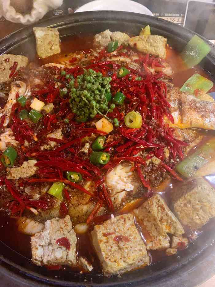 烤匠麻辣烤鱼(群光店)-"这次是上午十一点半去的,排了一个多小时队.