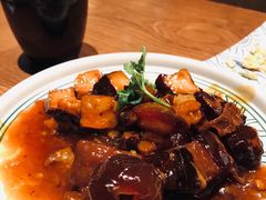 -云海肴·汽锅鸡·云南菜(天山百盛优客店)