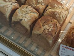 -红星前进面包牛奶公司(五道口购物中心店)