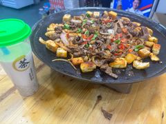 -老周炒拨拉(甘州总店)