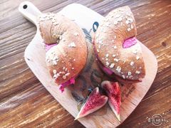 -Catch Bagel(芳草地店)