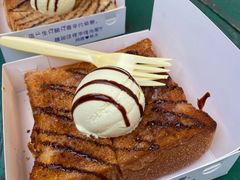 香草冰淇淋厚吐司-阿信厚吐司(曾厝垵店)