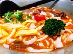 手切酸菜牛腱子面-陳八两面家(滨江天街店)