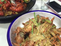 -虾弄弄海派小龙虾·牛羊蝎子火锅