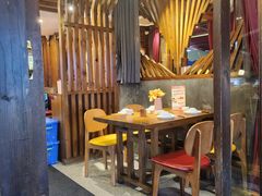 -隔壁老王·家常云南菜(花巷店)