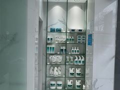 -福奈特洗衣洗鞋(海阳路店)