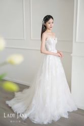 -Lady  Jane高端婚纱礼服馆