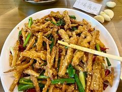 -鲁南仔·滕州炒鸡(经三路店)
