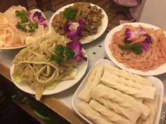 -山城年华老火锅(玉林店)