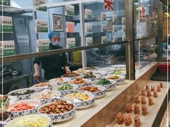 自助取餐区-令氏家外家周礼食府(桥南店)