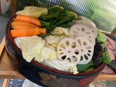 -一朵菌·野生菌探索家火锅(南亚店)