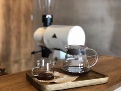 -ZING COFFEE 镜咖啡