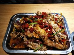 -喝丢一只鞋海鲜烧烤·海肠捞饭(东关街店)