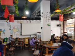 大堂-裕新楼粉面馆·石磨手工粉(四方坪店)