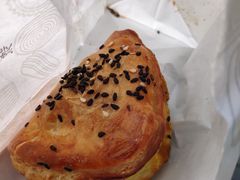 咖喱牛肉角-上海哈尔滨食品厂(浦商百货昌里店)