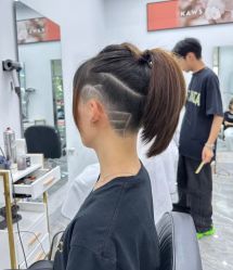 -丝语萱形象